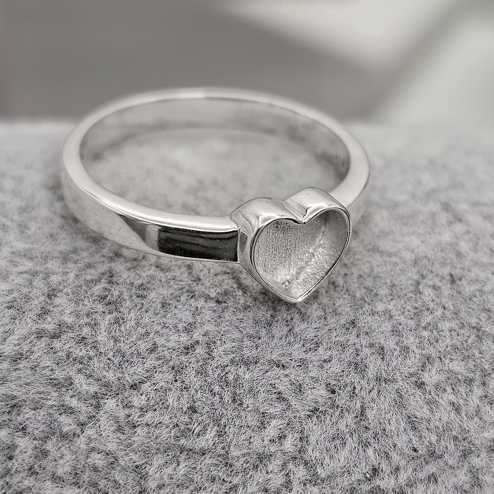 Sterling Silver Plain Heart Band Ring