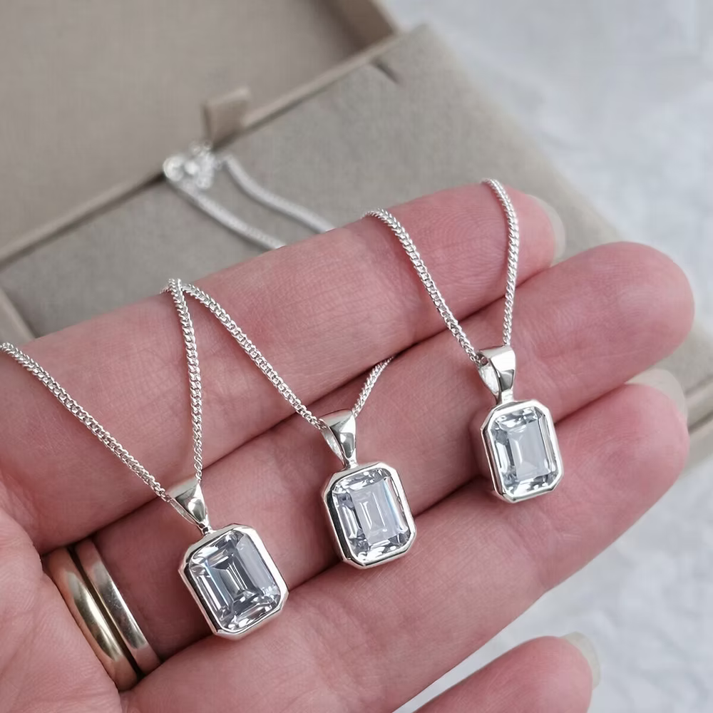 Cubic Zirconia Secretly Set Pendant - Emerald