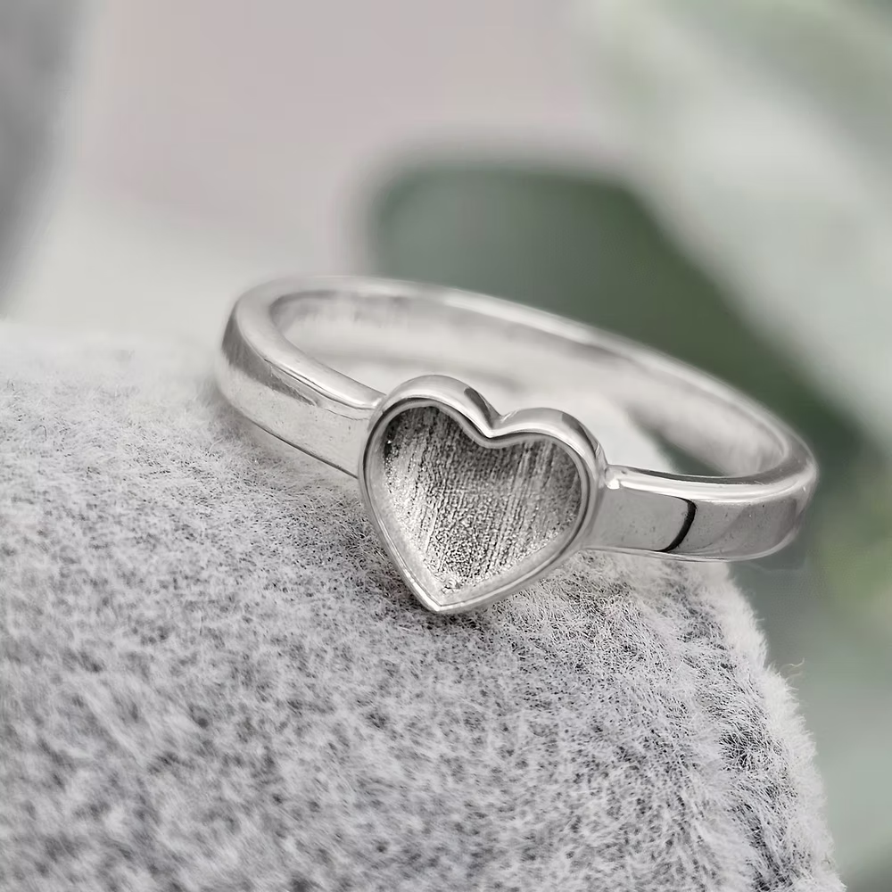 Sterling Silver Plain Heart Band Ring